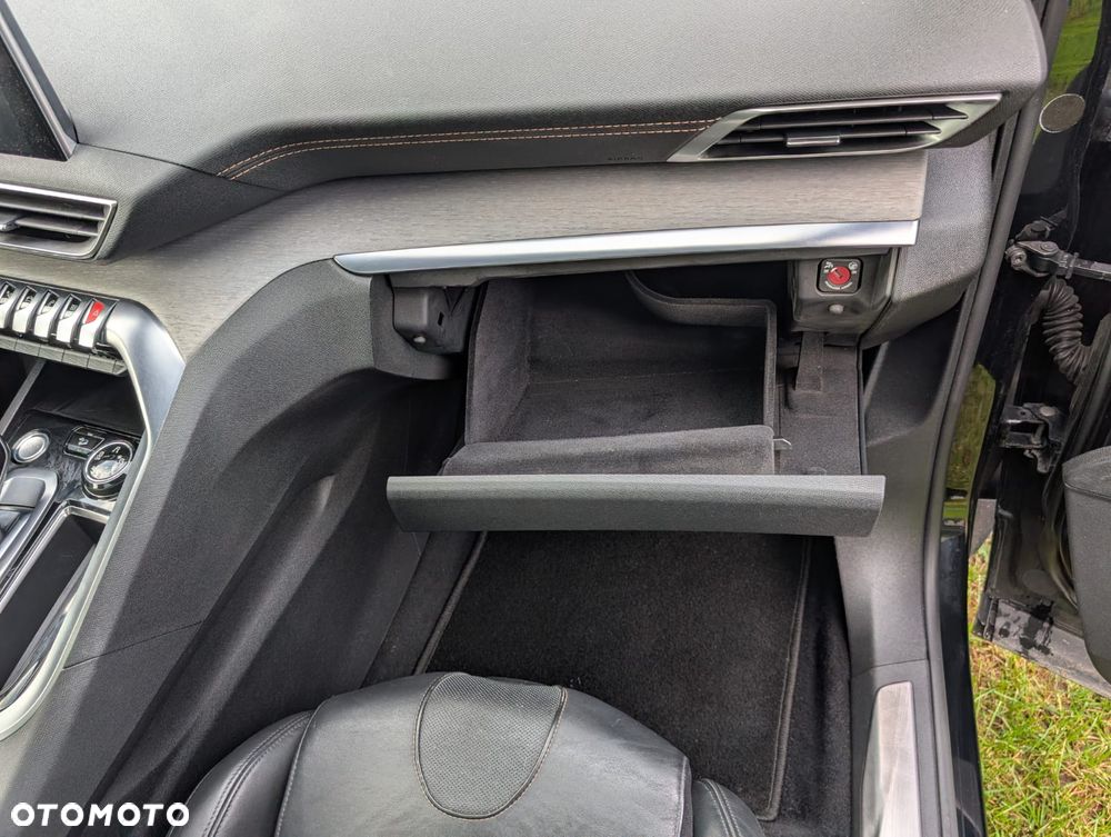 Peugeot 5008 2.0 BlueHDI GT S&S EAT8 - 15