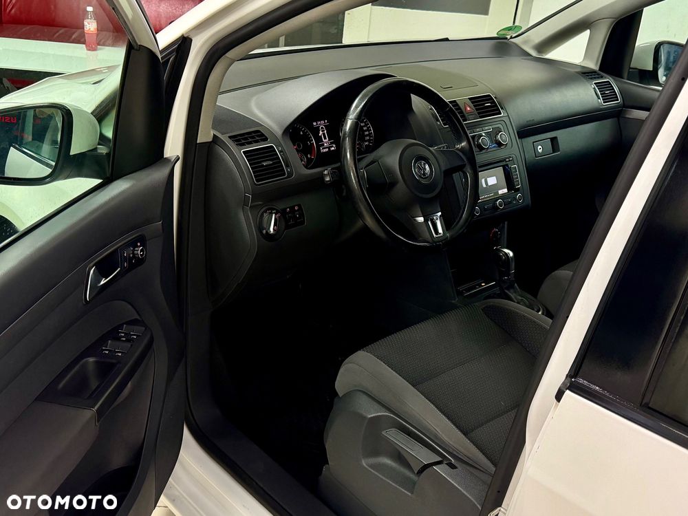 Volkswagen Touran 1.6 TDI DPF Highline DSG - 5