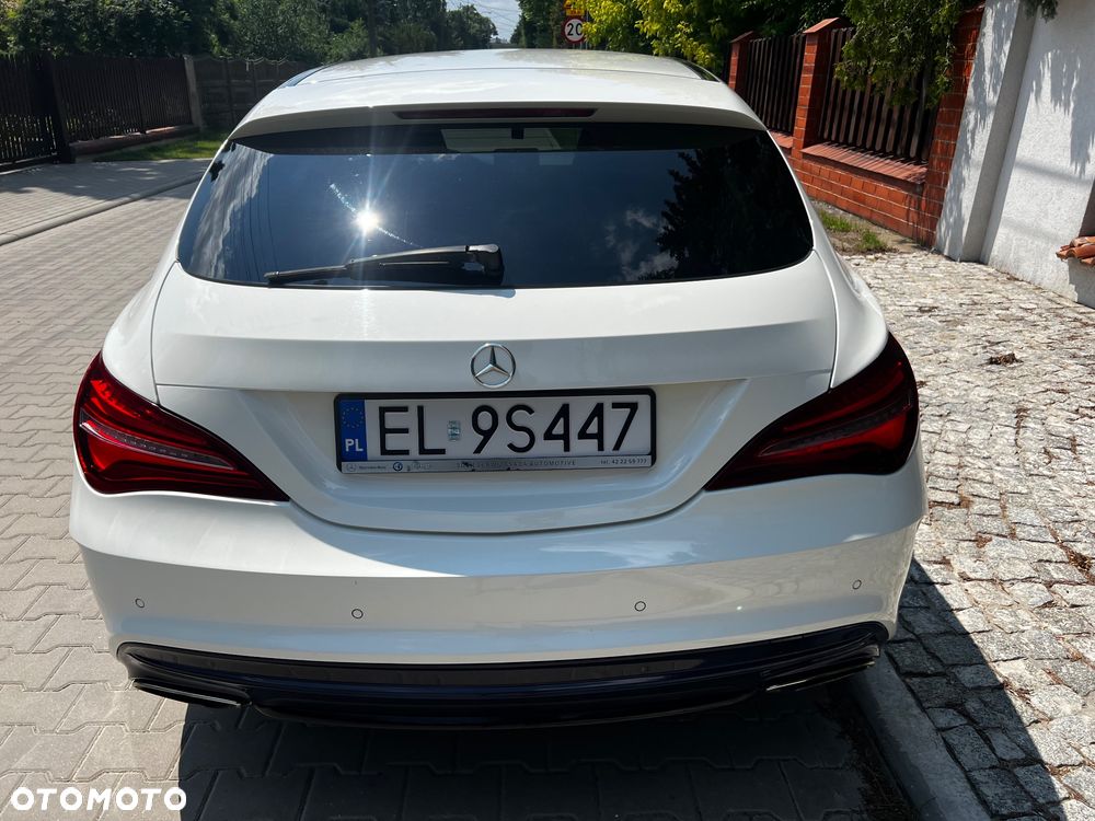 Mercedes-Benz CLA - 12