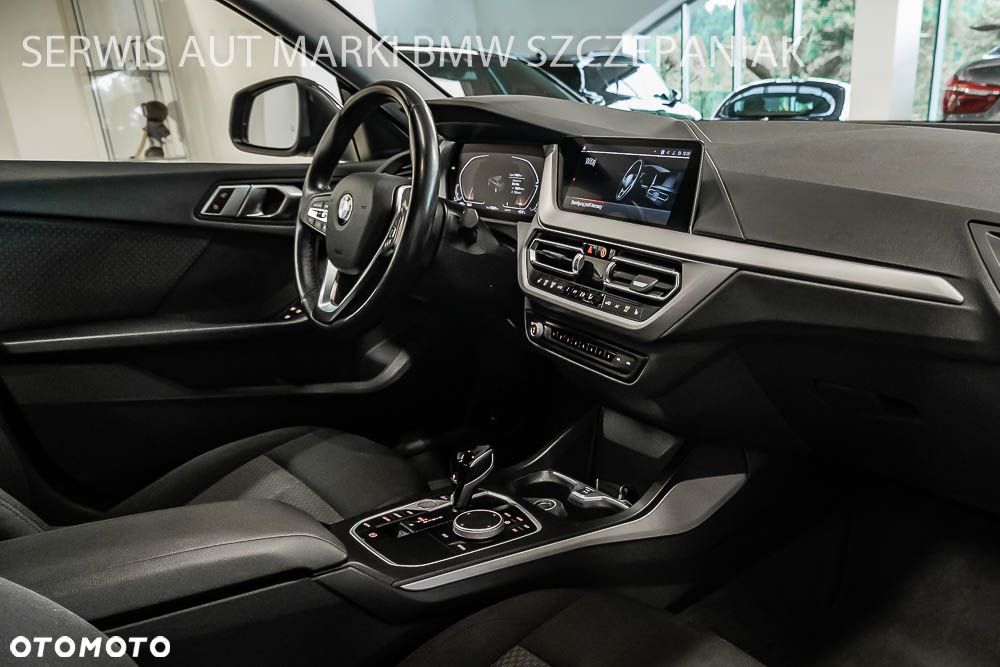 BMW Seria 2 218d GT Advantage - 31