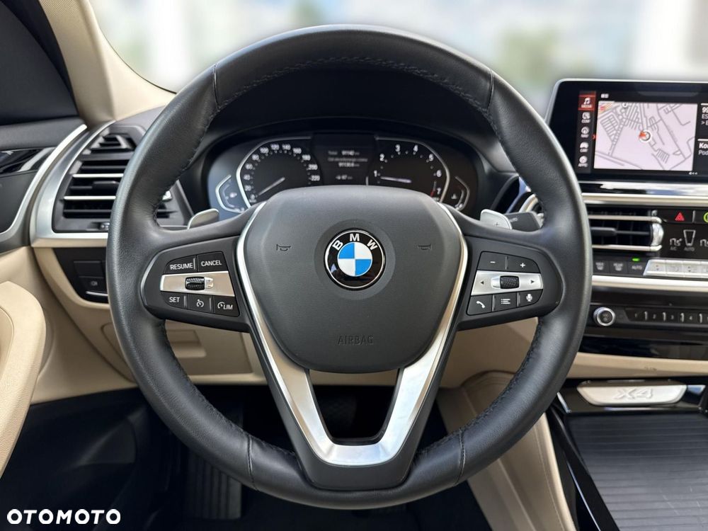 BMW X4 - 27