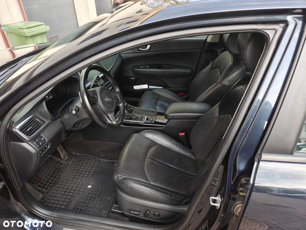 Kia Optima 1.7 CRDI XL DCT - 10