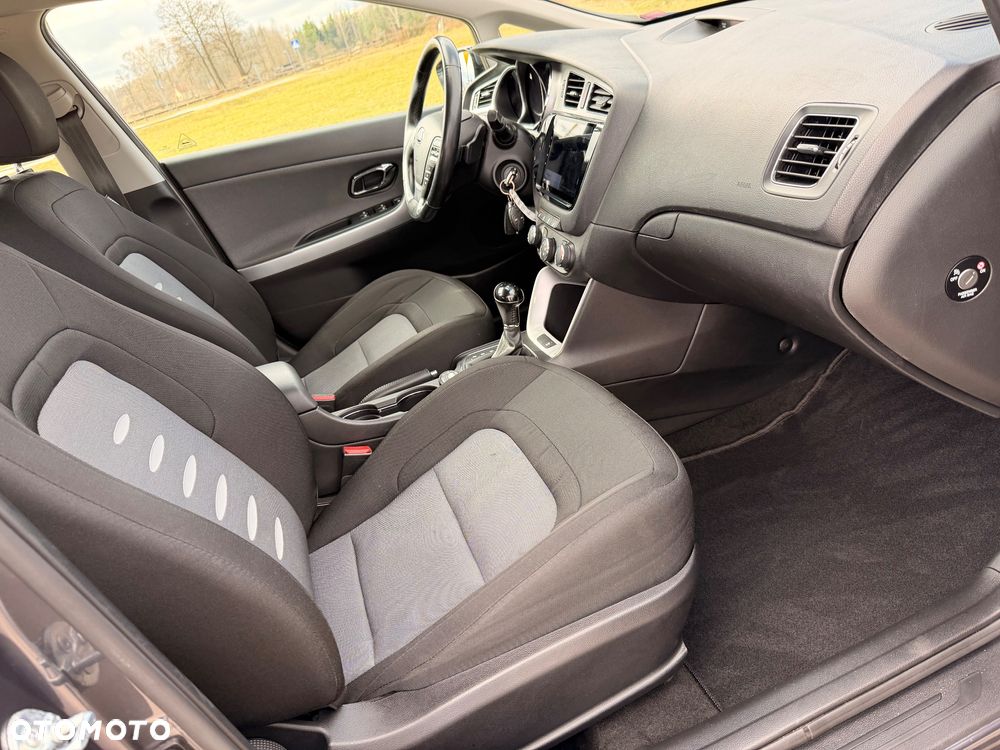 Kia Ceed 1.6 CRDi 128 Spirit - 23