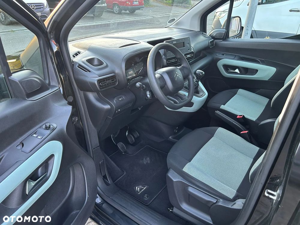 Citroën Berlingo XL BlueHDi 130 FEEL - 24