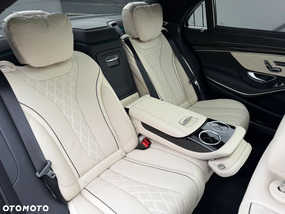 Mercedes-Benz Klasa S 560 4-Matic L 9G-TRONIC - 22