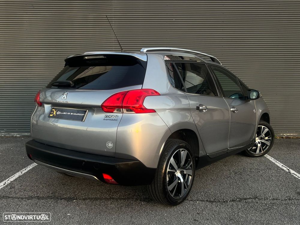 Peugeot 2008 1.2 PureTech Allure - 2