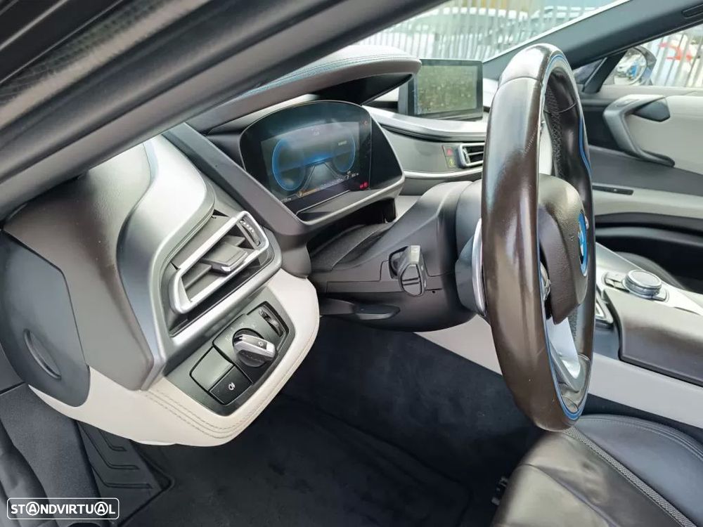 BMW i8 Standard - 21