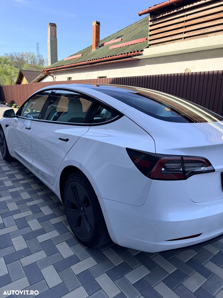 Tesla Model 3 Langstreckenbatterie Allradantrieb Dual Motor - 4