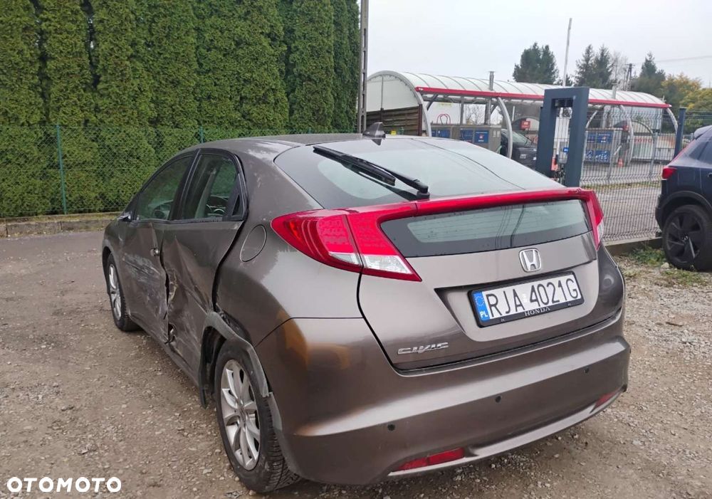 Honda Civic - 4