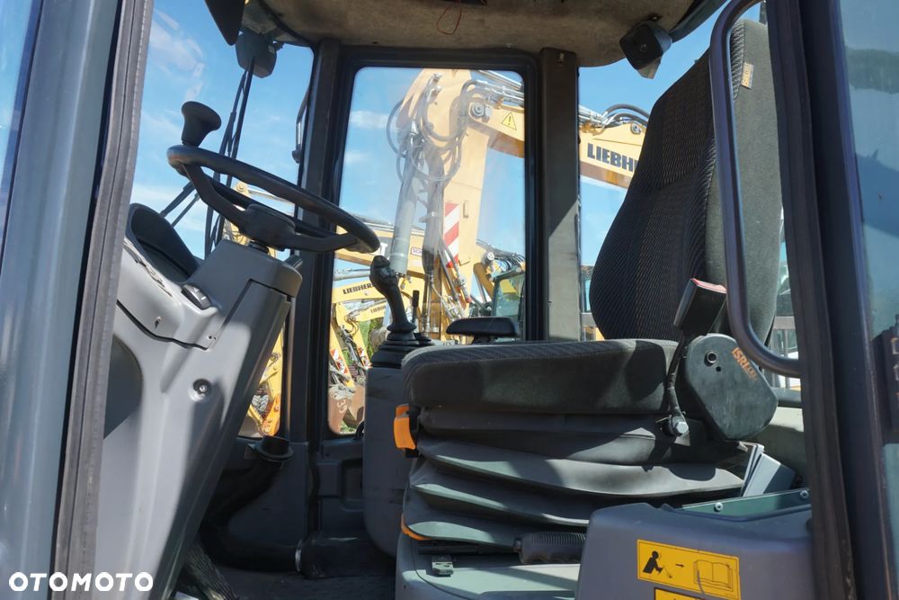 Volvo L 35 G - 11