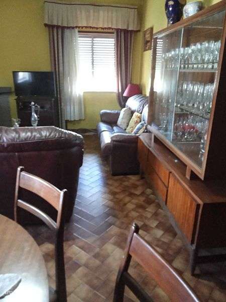 Vendo moradia isolada - Grande imagem: 5/12