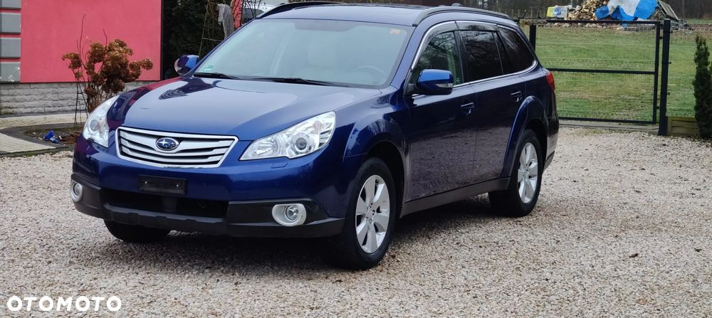 Subaru Outback 2.5i Lineartronic Comfort - 1