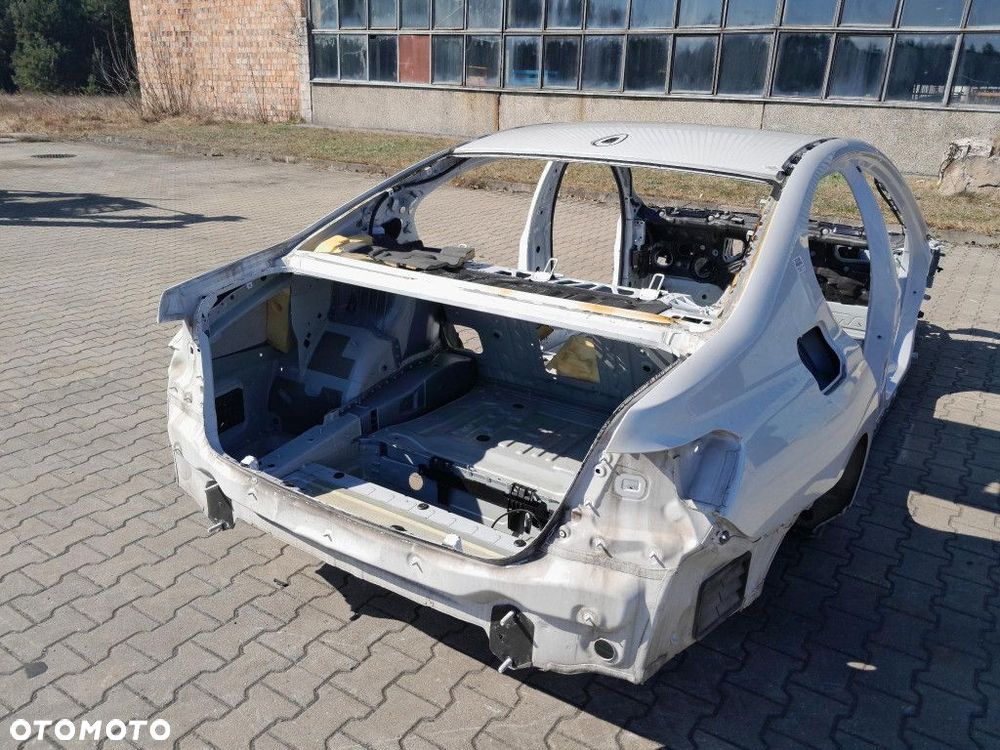 BMW 7 G11 TYŁ BŁOTNIK TYŁ LEWY PRAWY PAS WANNA A96 - 3