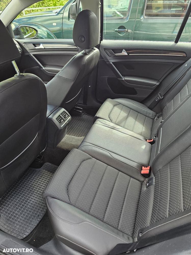 Volkswagen Golf 2.0 TDI BMT Comfortline - 9