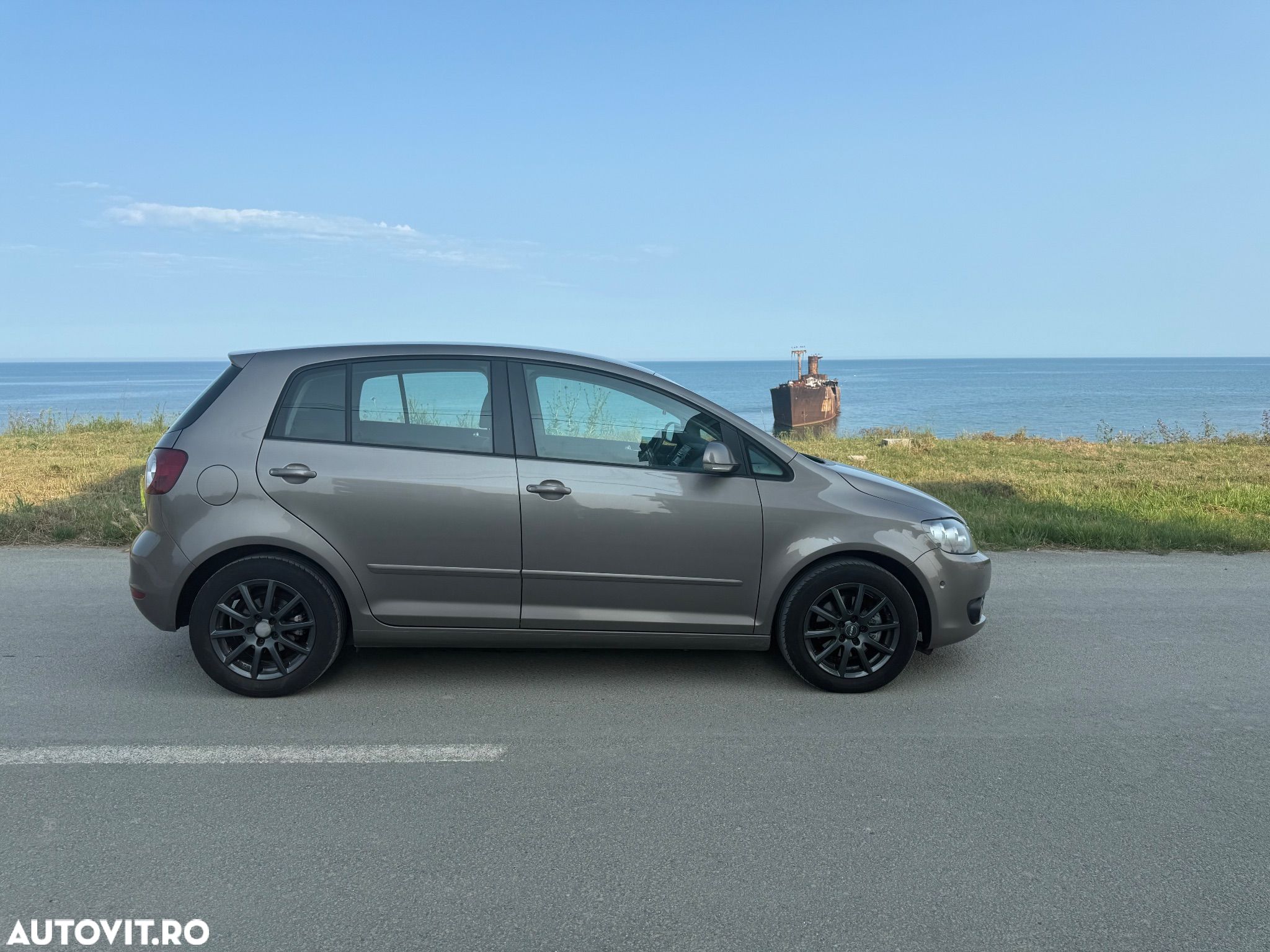 Volkswagen Golf Plus 1.6 TDI DPF BMT Highline DSG - 1