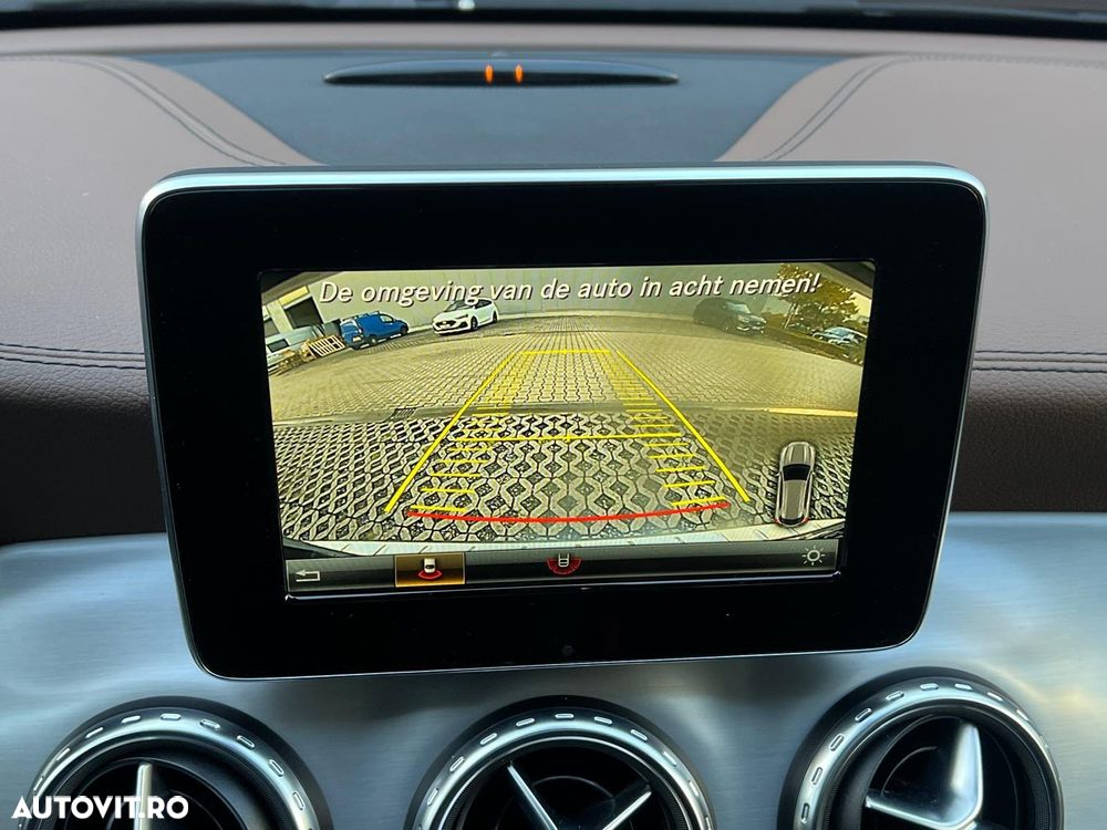 Mercedes-Benz GLA 200 d Activity Edition - 5