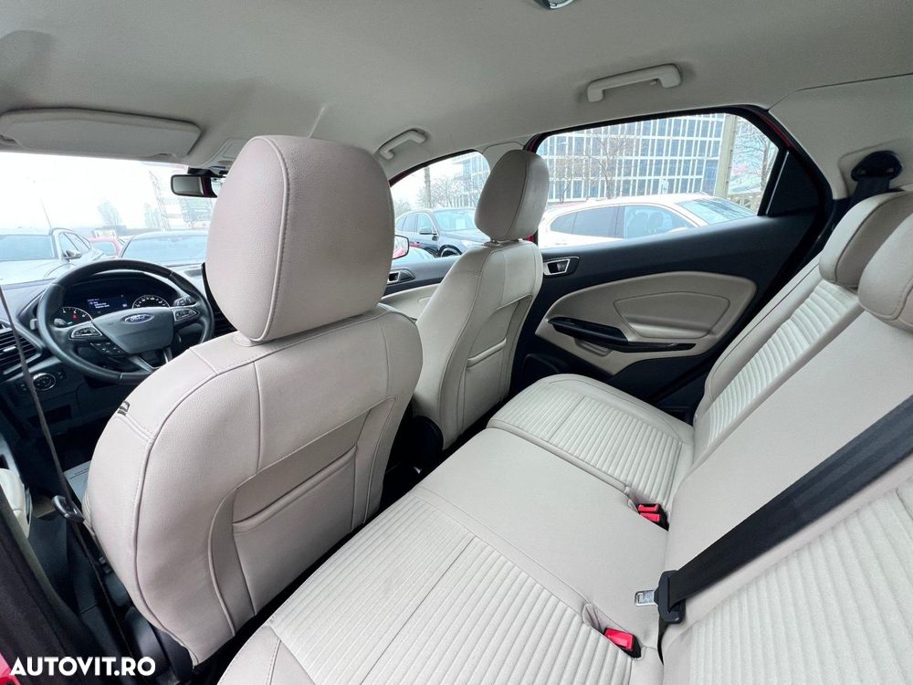 Ford EcoSport - 4