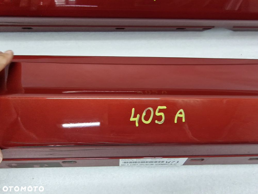 BMW E81 / E82 / E88 06- ŁADNA LEWA / PRAWA LISTWA PROGOWA / NAKŁADKA PROGU , KOLOR SEDONAROT , NR 51777183234 / 7183234 / 5177-7183233 / 7183233 , NR AUKCJI PR405 - 2