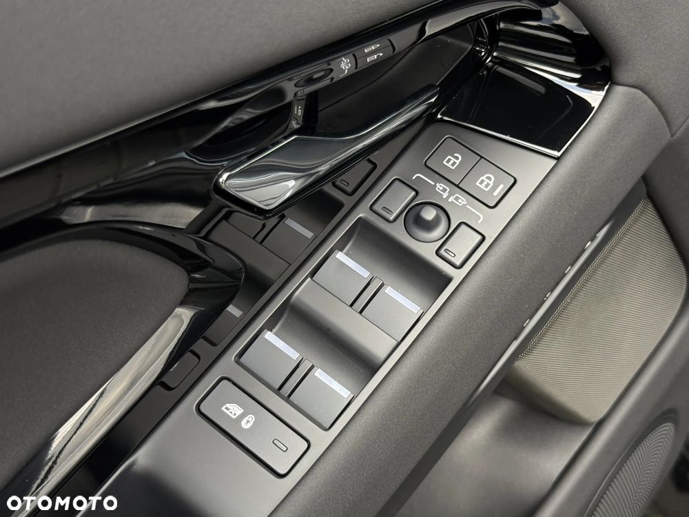 Land Rover Range Rover Evoque 2.0 D200 mHEV Hoxton Edition - 16