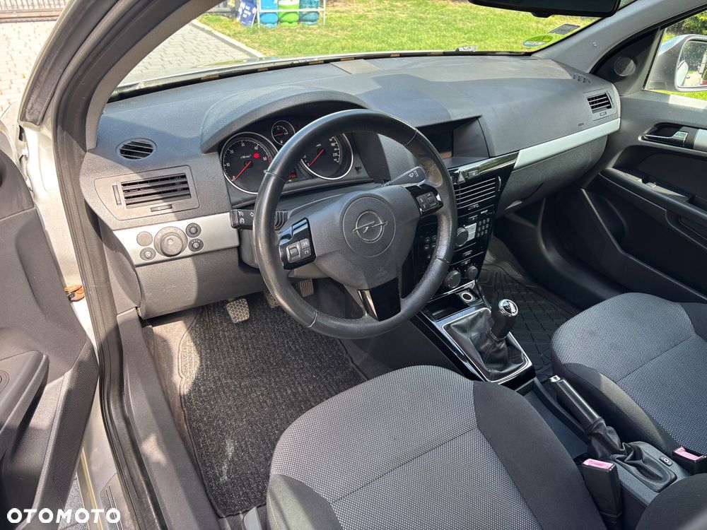 Opel Astra 1.7 CDTI 111 - 18