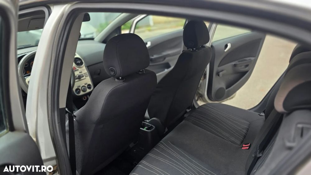 Opel Corsa 1.2i Enjoy - 7