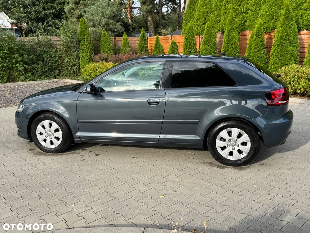 Audi A3 3-drzwiowe 1.6 TDI Attraction - 9