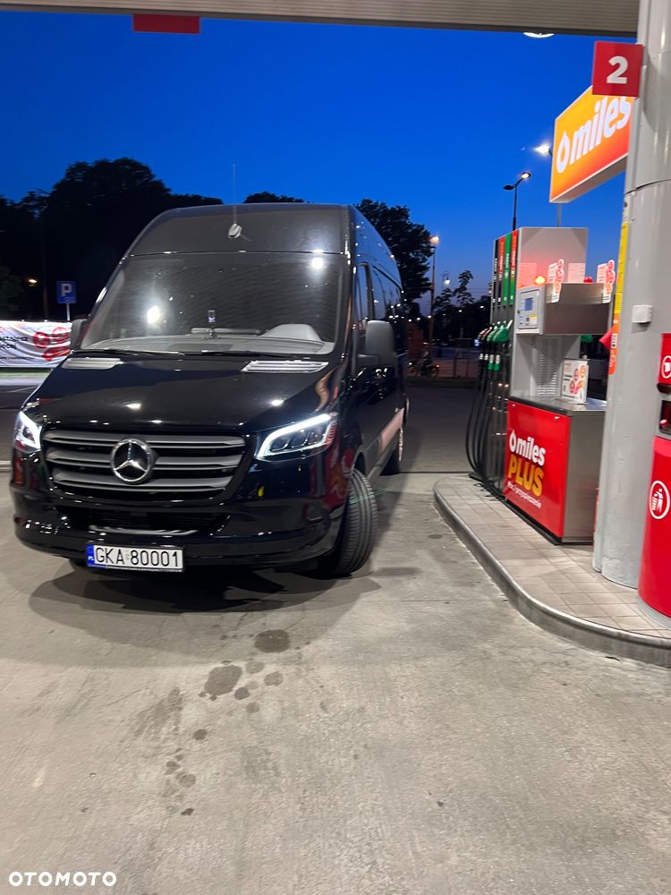Mercedes-Benz Sprinter - 16