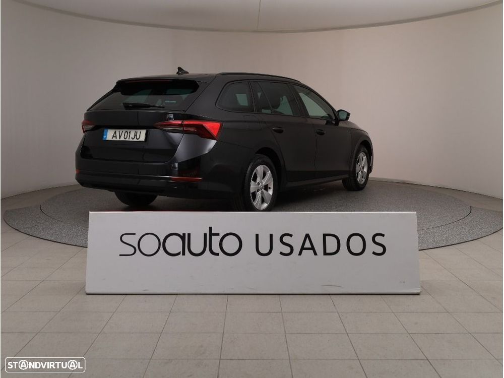 Skoda Octavia 2.0 TDI Ambition — fotografia 7