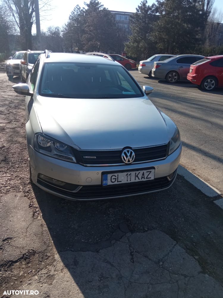 Volkswagen Passat 1.6 TDI DPF BlueMotion Technology Comfortline - 1