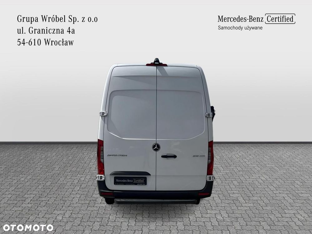 Mercedes-Benz Sprinter - 6