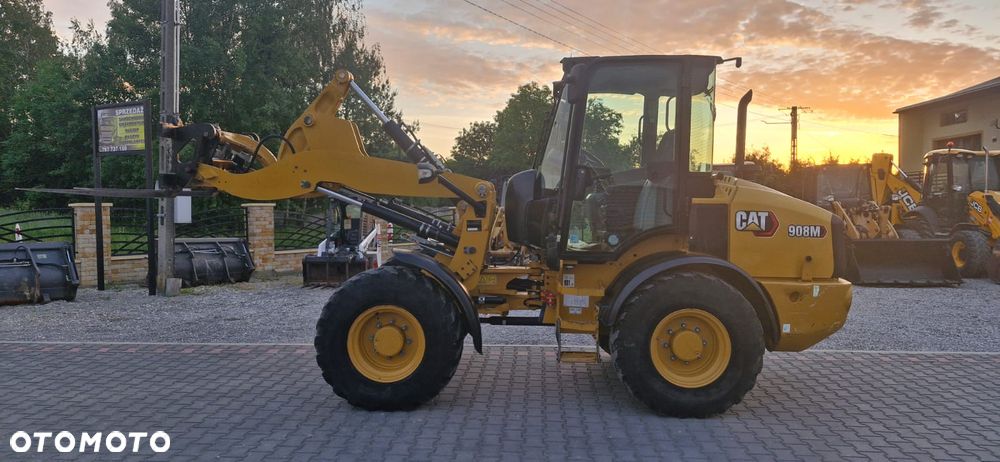 Caterpillar CAT 908M/ 2595Mth/ Maszyna sprowadzona - 9