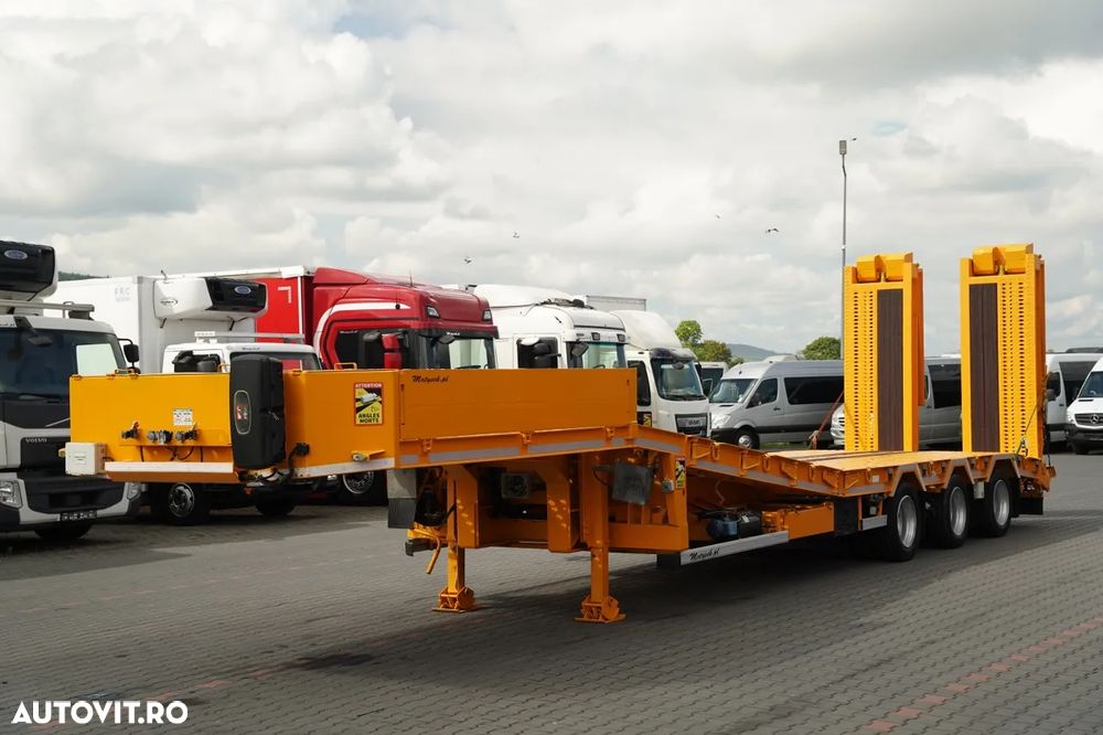 Louault / PLATFORMĂ JOASĂ - 13,6 M / PLATFORMĂ HIDRAULICĂ / RAMPE HIDRAULICE / TROLIU / AXĂ VIRATOARE / 3 AXI / - 3