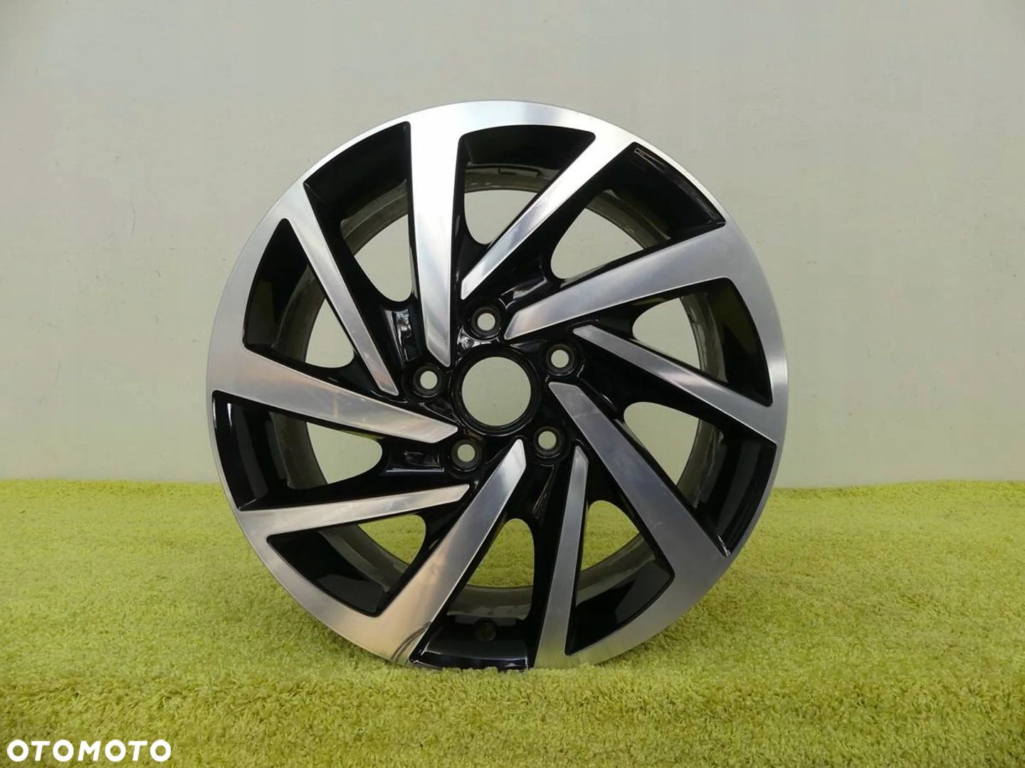 Felga Aluminiowa Vw T5 T6 T6.1 7x17 ET55 NR21 - 1
