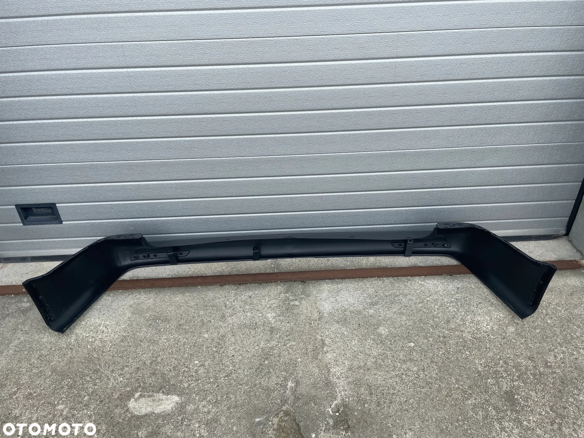 ZDERZAK TYLNY VW T5 LIFT 2011-2015 - NOWY - 4