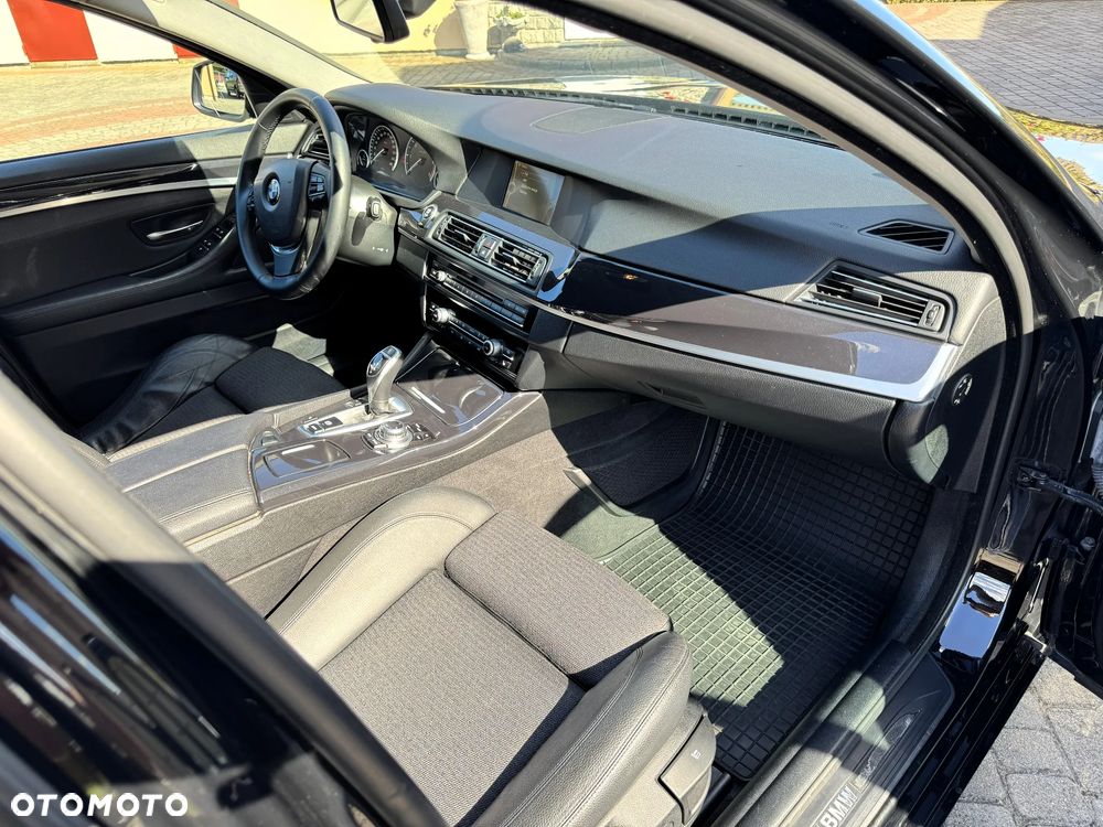 BMW Seria 5 520d - 16