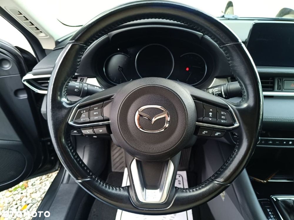 Mazda 6 - 8