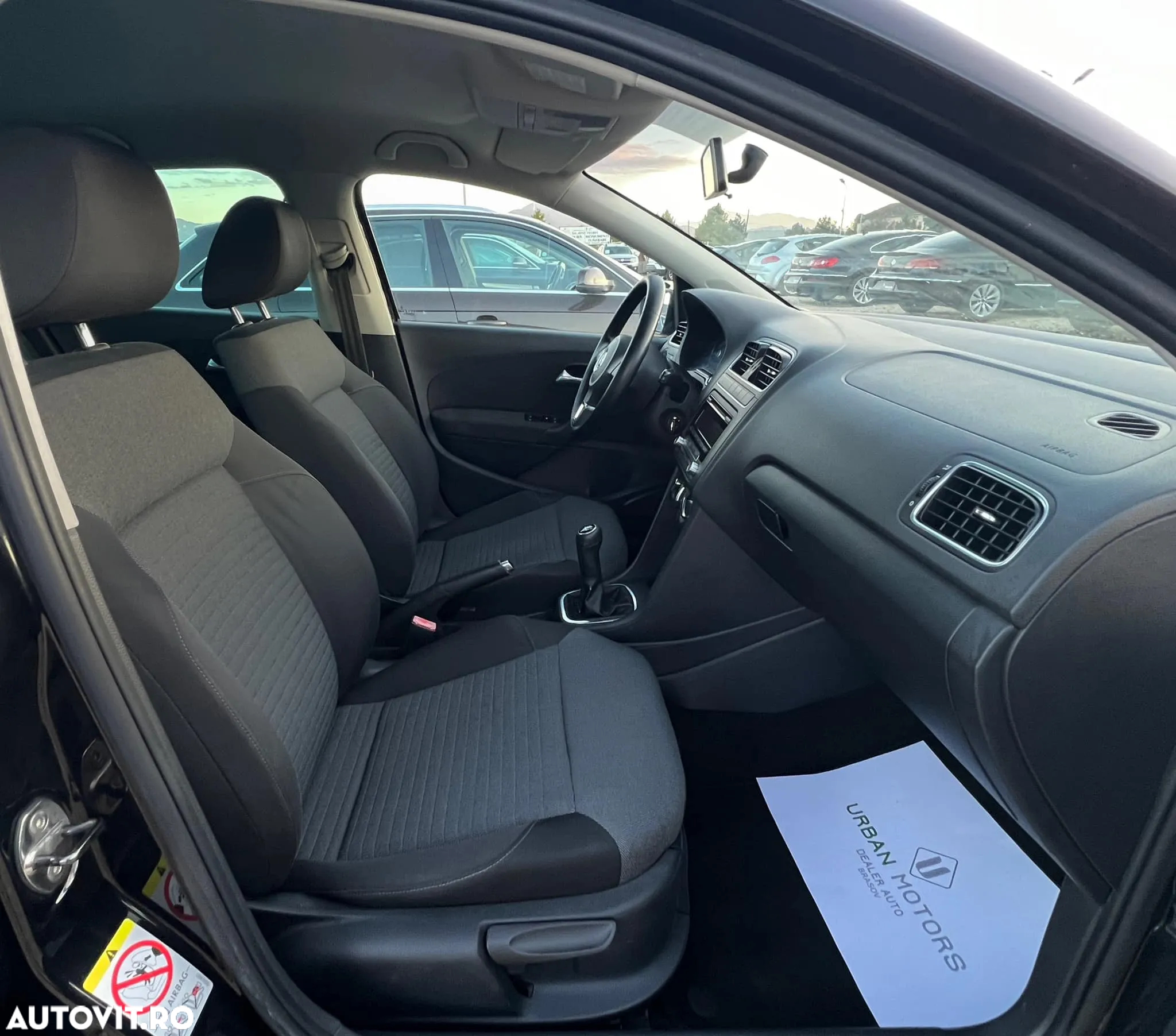 Volkswagen Polo 1.6 TDI Comfortline - 14