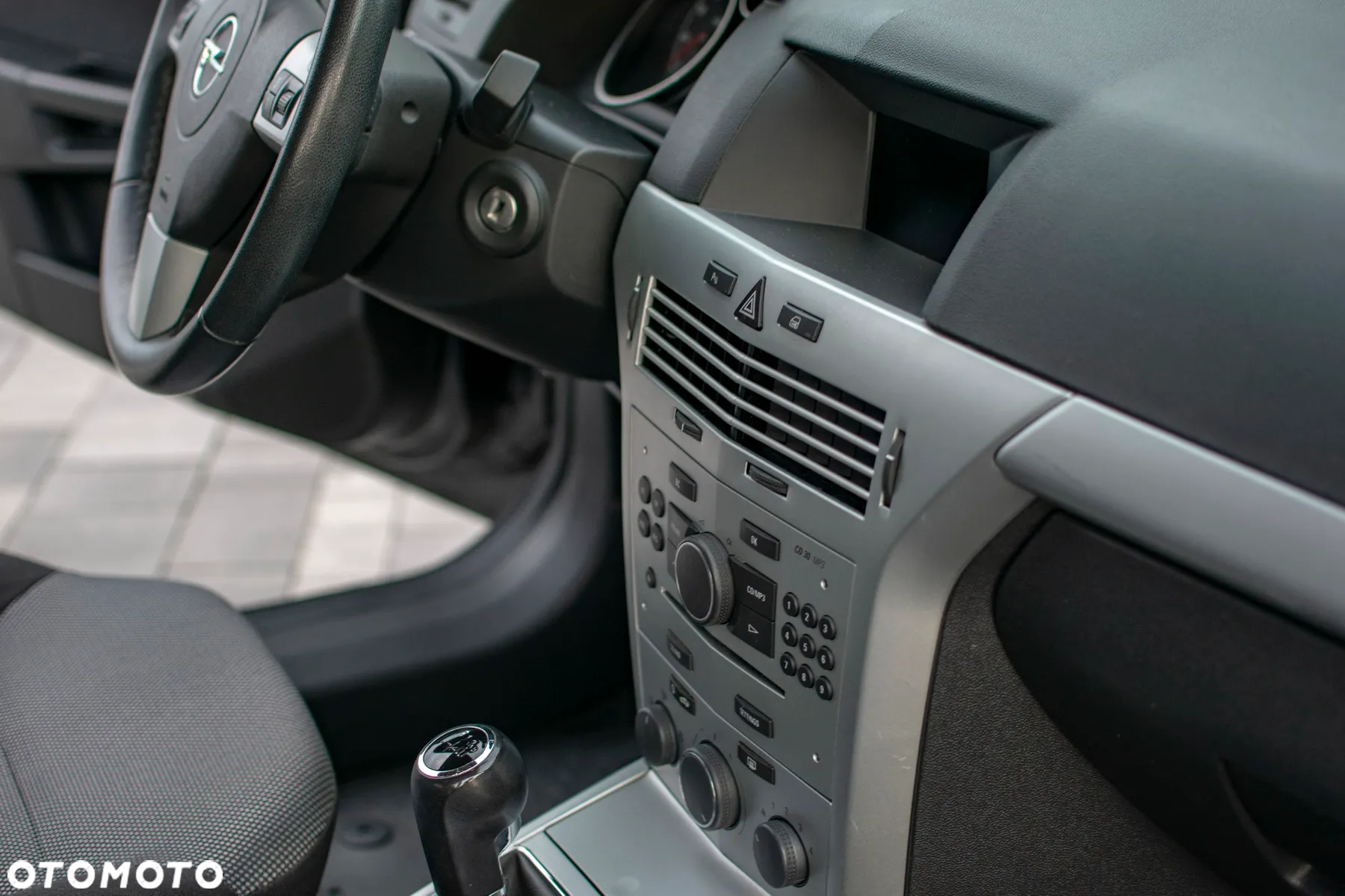 Opel Astra - 37