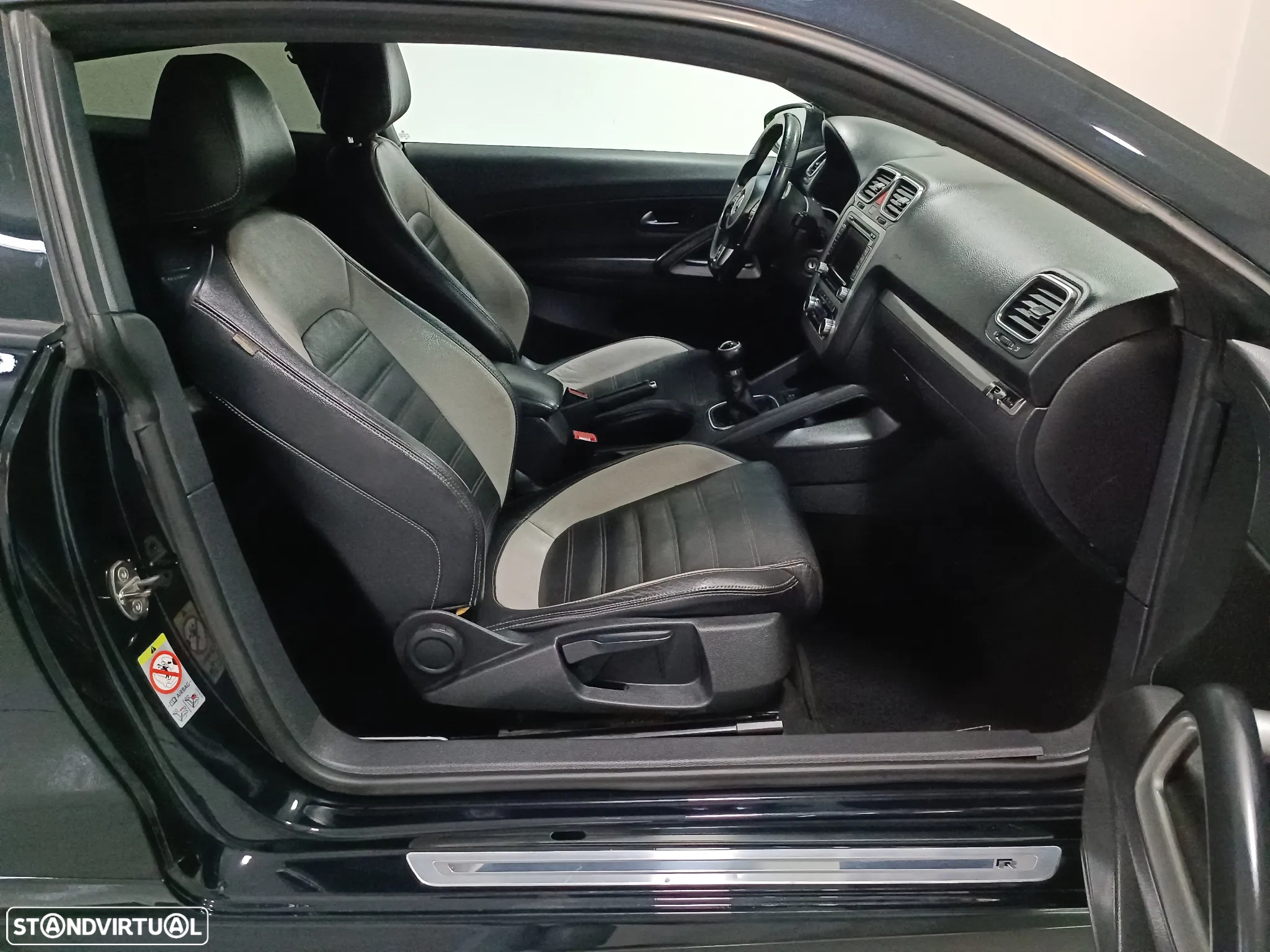 VW Scirocco 2.0 TDI R-Line - 15