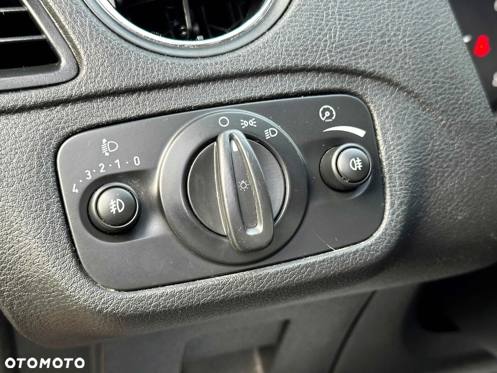 Ford Galaxy 2.0 Trend - 24