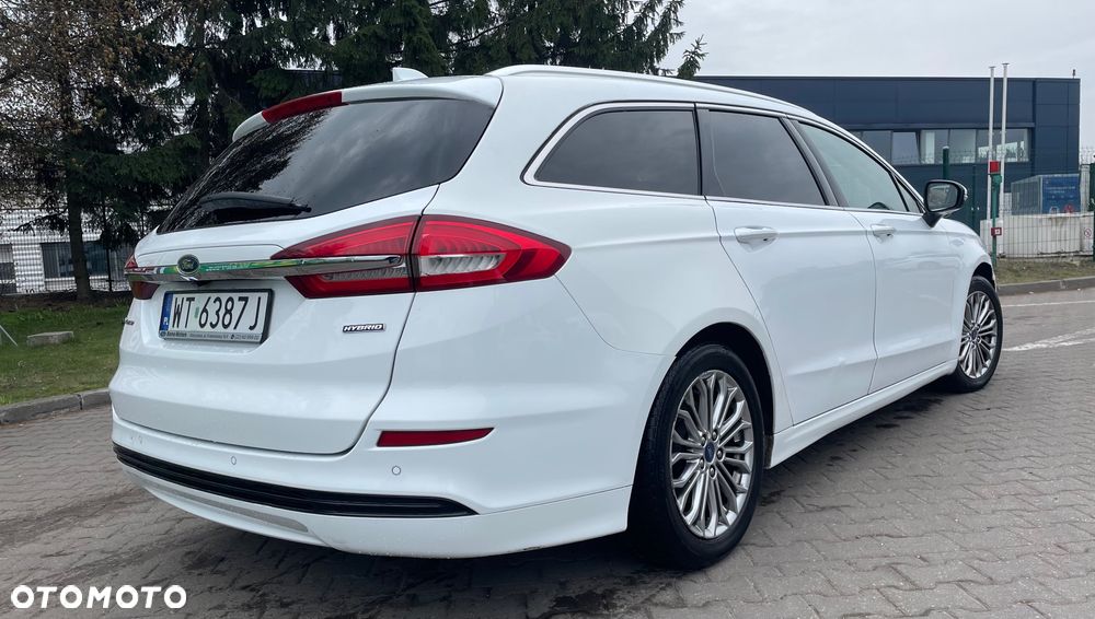 Ford Mondeo - 8