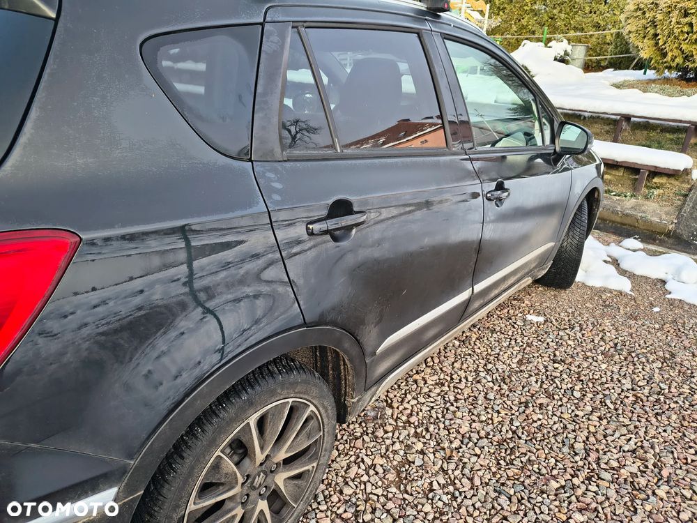 Suzuki SX4 S-Cross 1.6 Premium 4WD - 6