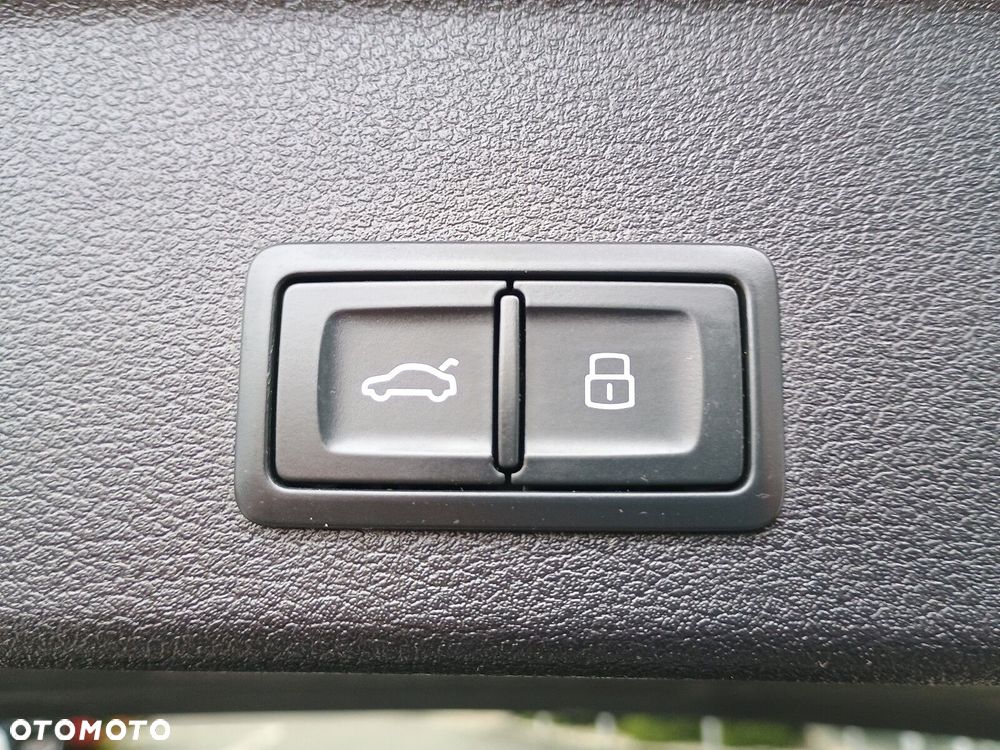 Audi A4 Allroad - 10