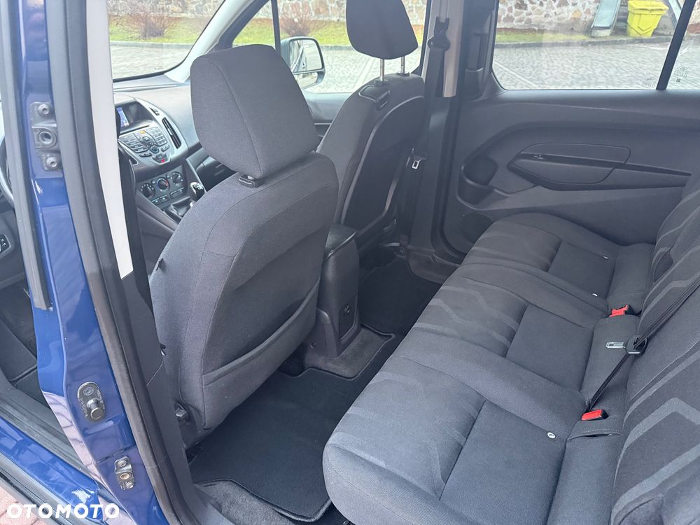 Ford Tourneo Connect Grand - 9