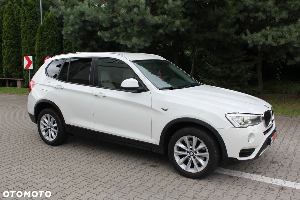 BMW X3 xDrive20d Luxury Line - 12