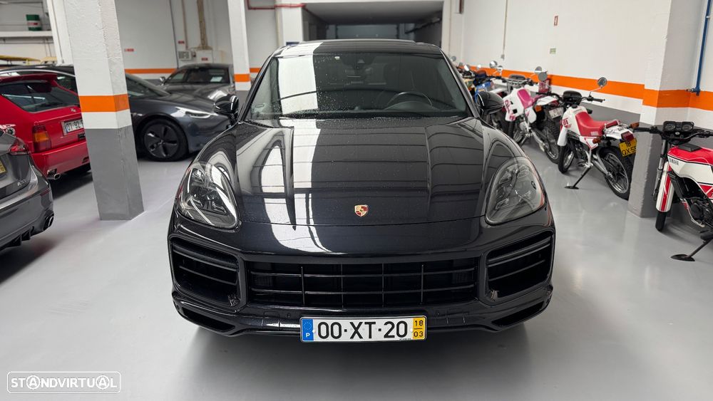 Porsche Cayenne Turbo - 6