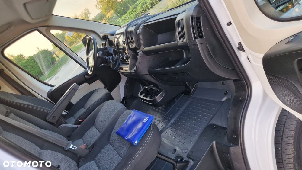 Fiat DUCATO L1H1 Klima Elektryka Tempomat Furgon 3os. Hak Serwis - 17