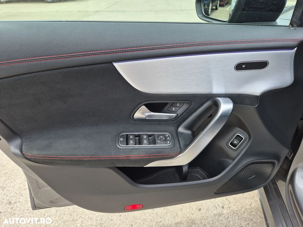 Mercedes-Benz CLA 200 7G-DCT AMG Line - 9