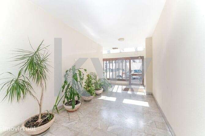 Amplo Espaço Comercial Venda ou Arrendamento em Cascais  280m2  compos - Grande imagem: 5/10