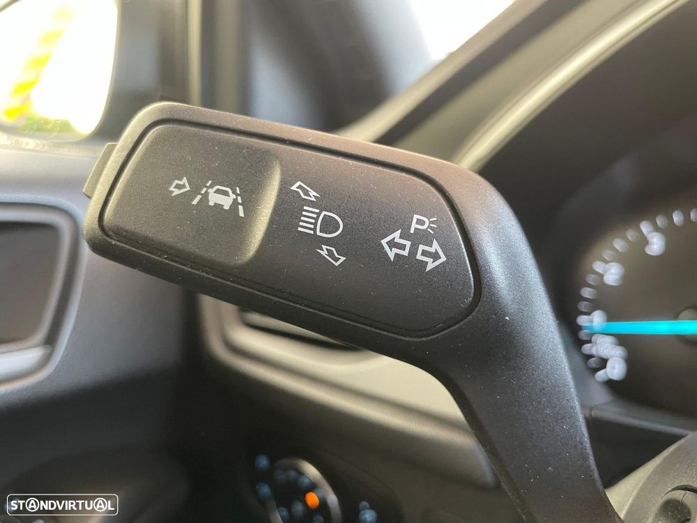 Ford Focus 1.0 EcoBoost MHEV ST-Line X - 18